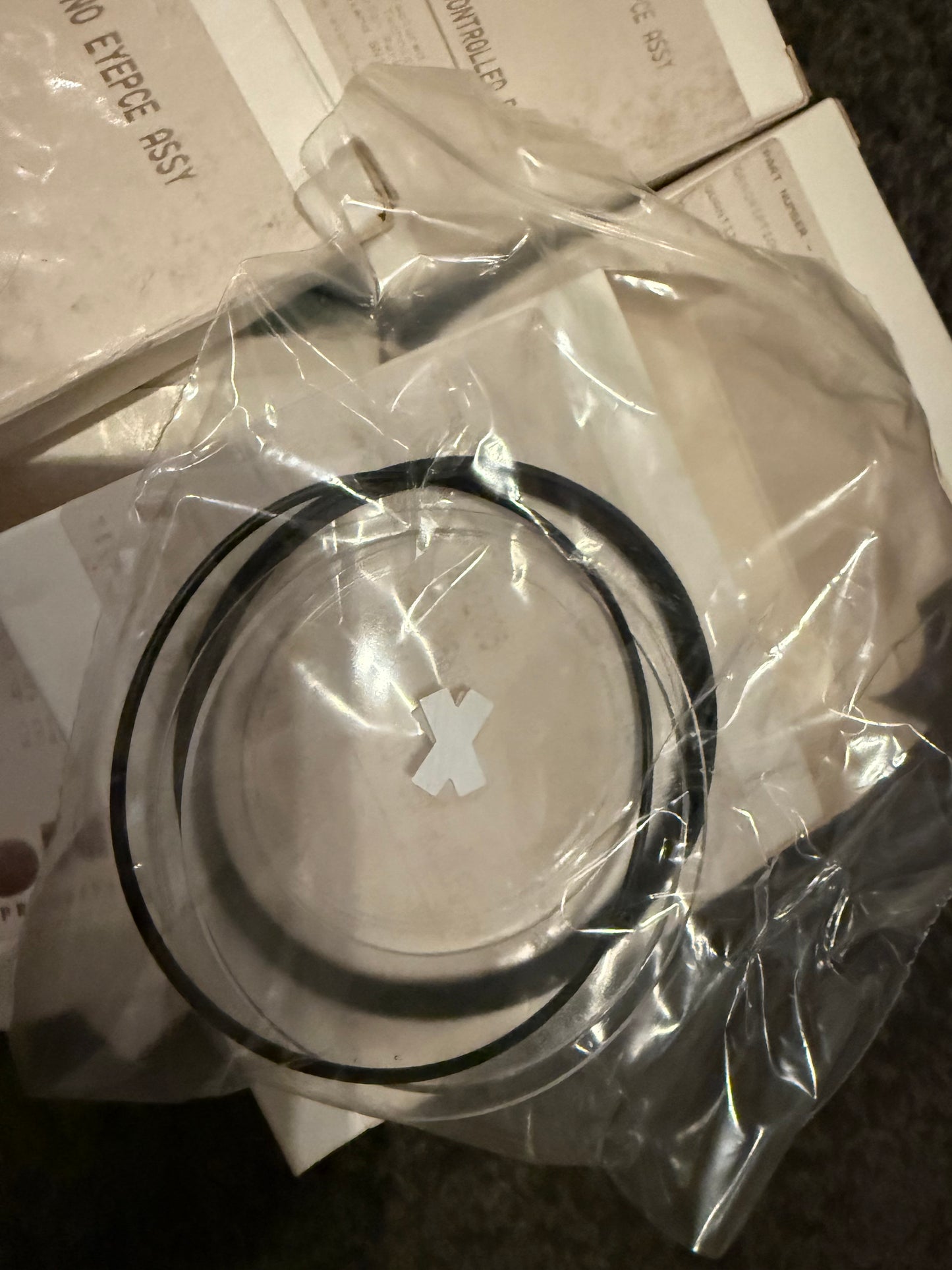 Original-Ersatzlinsen für die Avon S10 Gasmaske