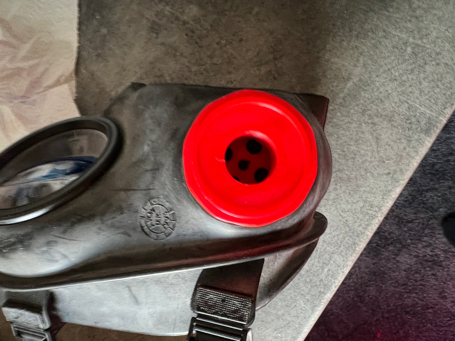 Valve for S10 with built-in magnet system