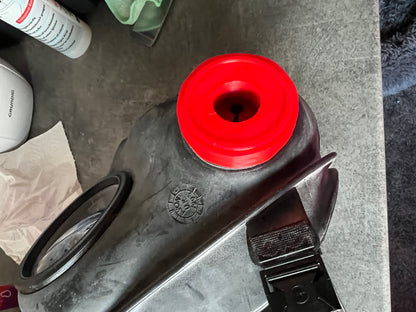 Valve for S10 with built-in magnet system